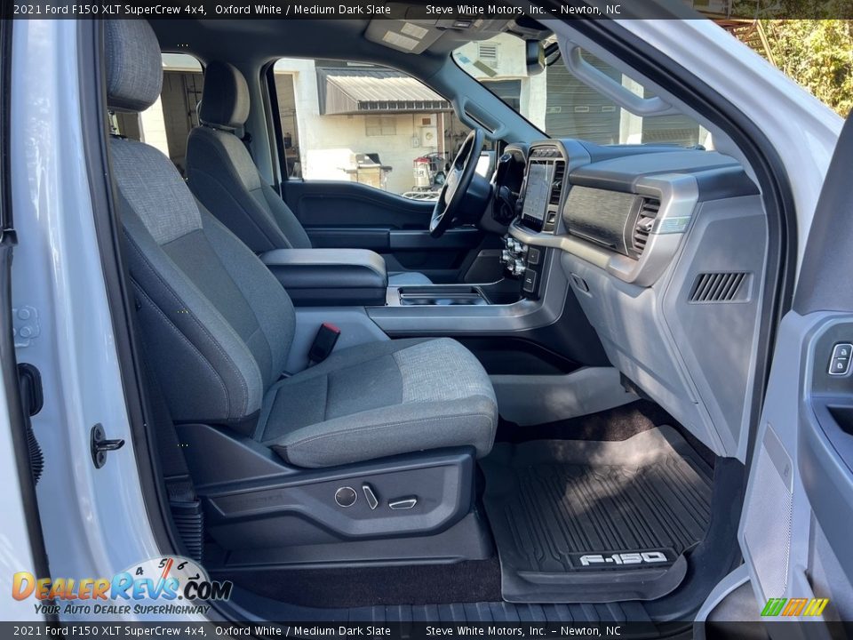 Front Seat of 2021 Ford F150 XLT SuperCrew 4x4 Photo #19