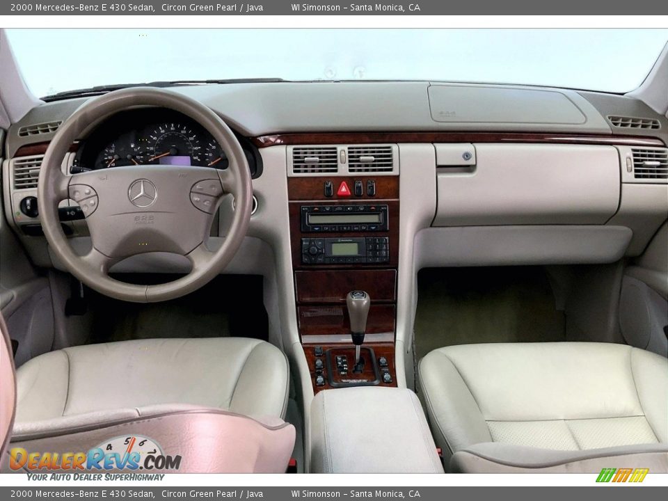 Front Seat of 2000 Mercedes-Benz E 430 Sedan Photo #15