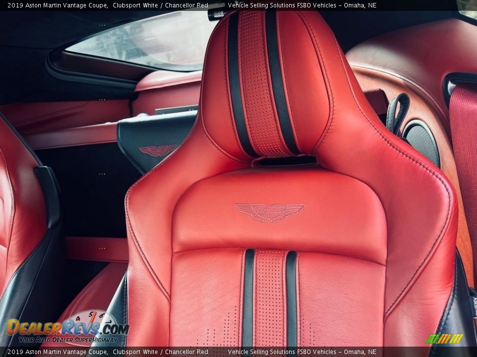 Front Seat of 2019 Aston Martin Vantage Coupe Photo #6