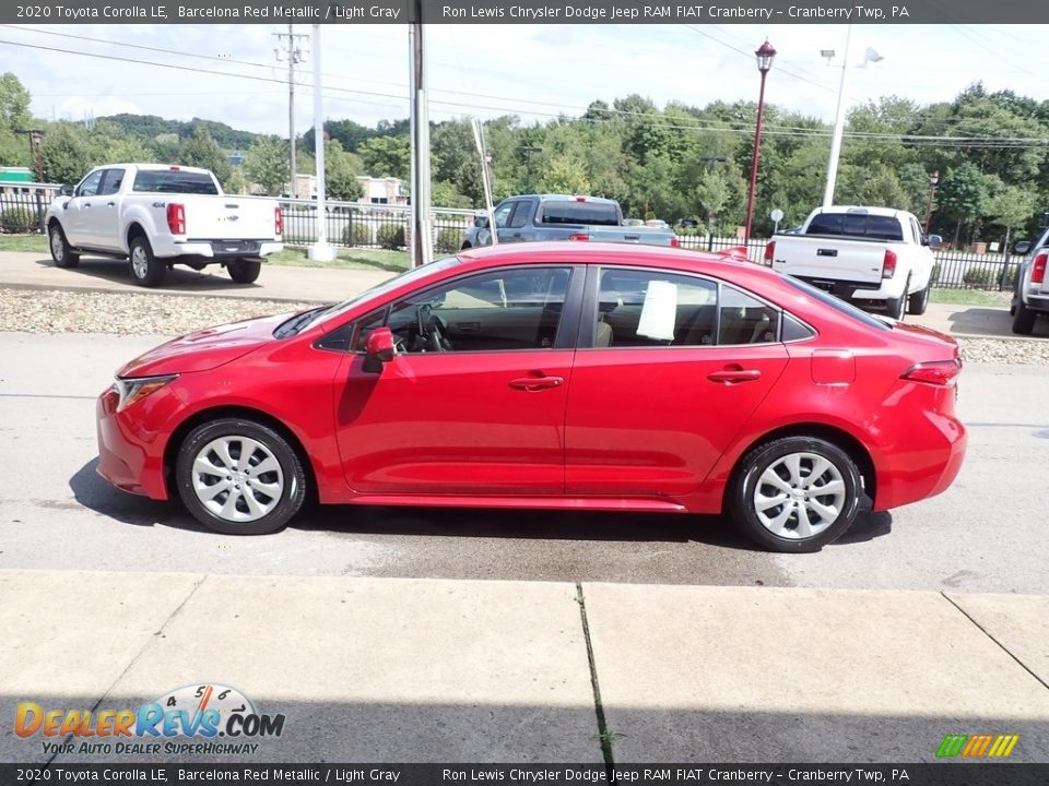 2020 Toyota Corolla LE Barcelona Red Metallic / Light Gray Photo #5