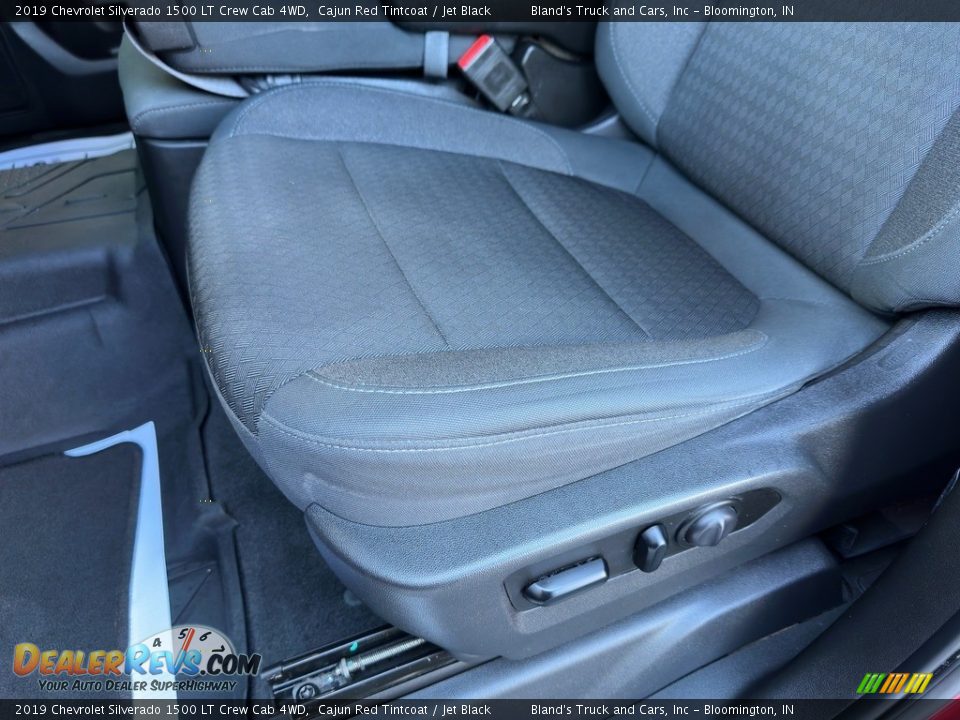 2019 Chevrolet Silverado 1500 LT Crew Cab 4WD Cajun Red Tintcoat / Jet Black Photo #11