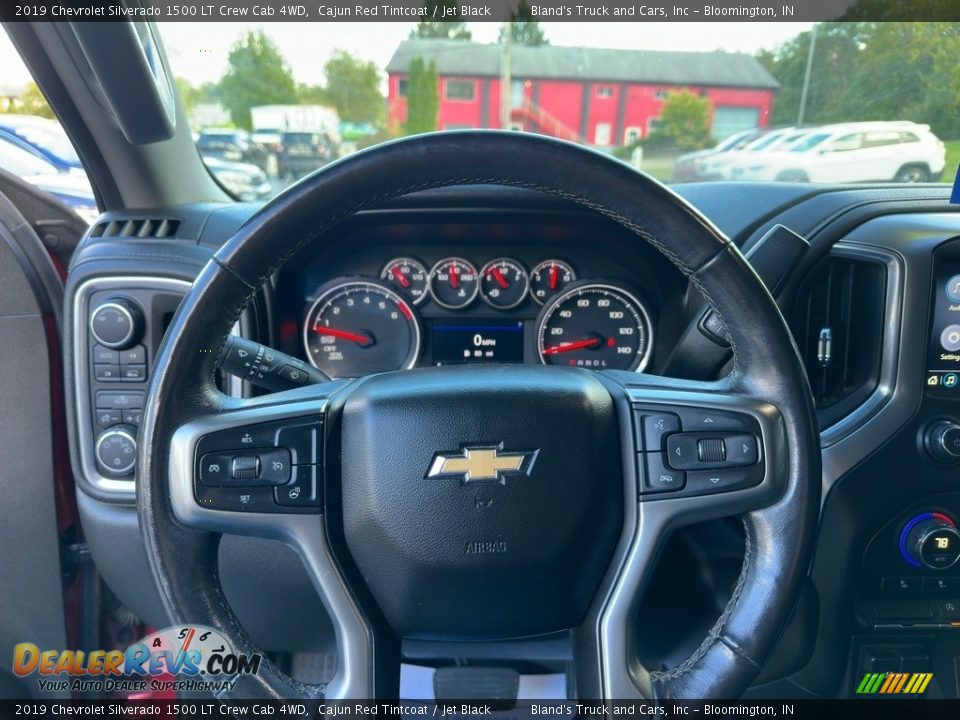 2019 Chevrolet Silverado 1500 LT Crew Cab 4WD Cajun Red Tintcoat / Jet Black Photo #18