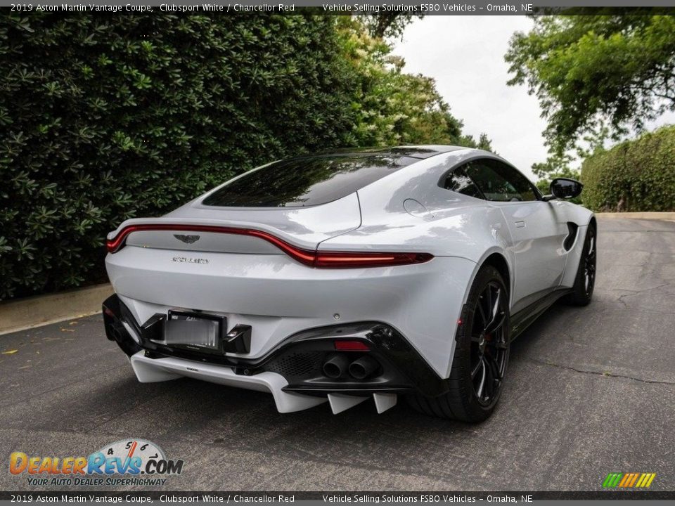 Clubsport White 2019 Aston Martin Vantage Coupe Photo #23