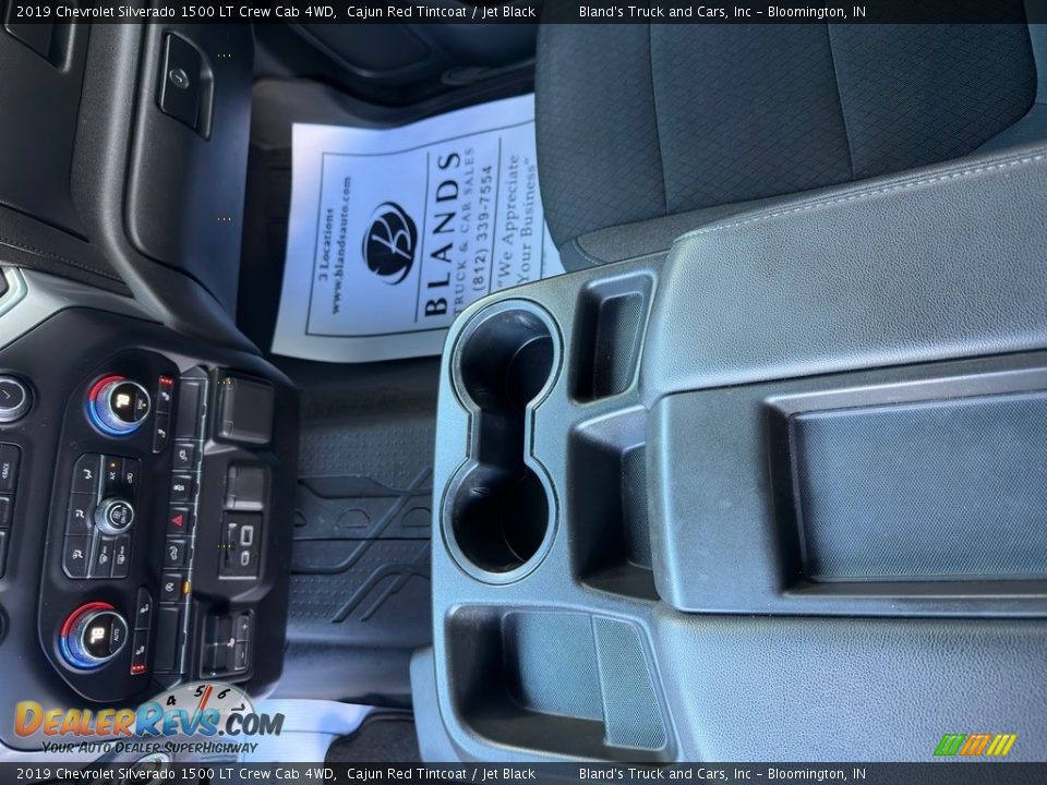 2019 Chevrolet Silverado 1500 LT Crew Cab 4WD Cajun Red Tintcoat / Jet Black Photo #28