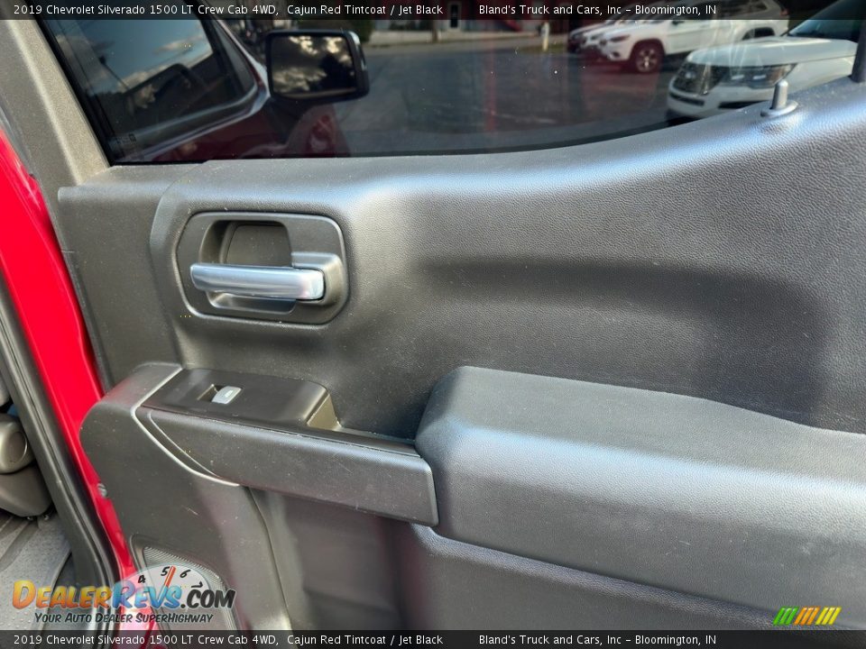 2019 Chevrolet Silverado 1500 LT Crew Cab 4WD Cajun Red Tintcoat / Jet Black Photo #31