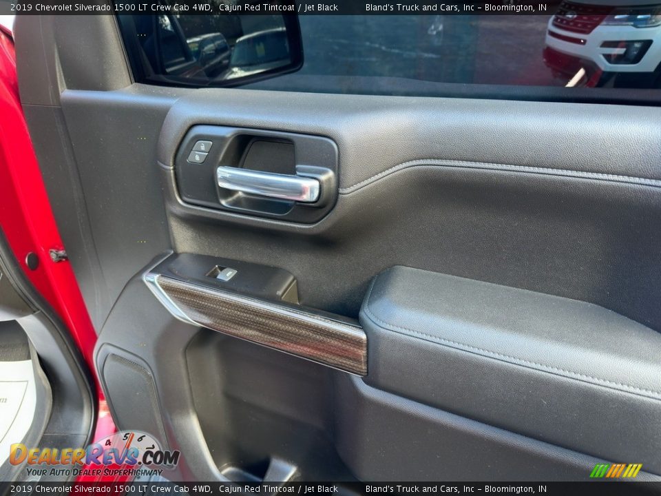 2019 Chevrolet Silverado 1500 LT Crew Cab 4WD Cajun Red Tintcoat / Jet Black Photo #33