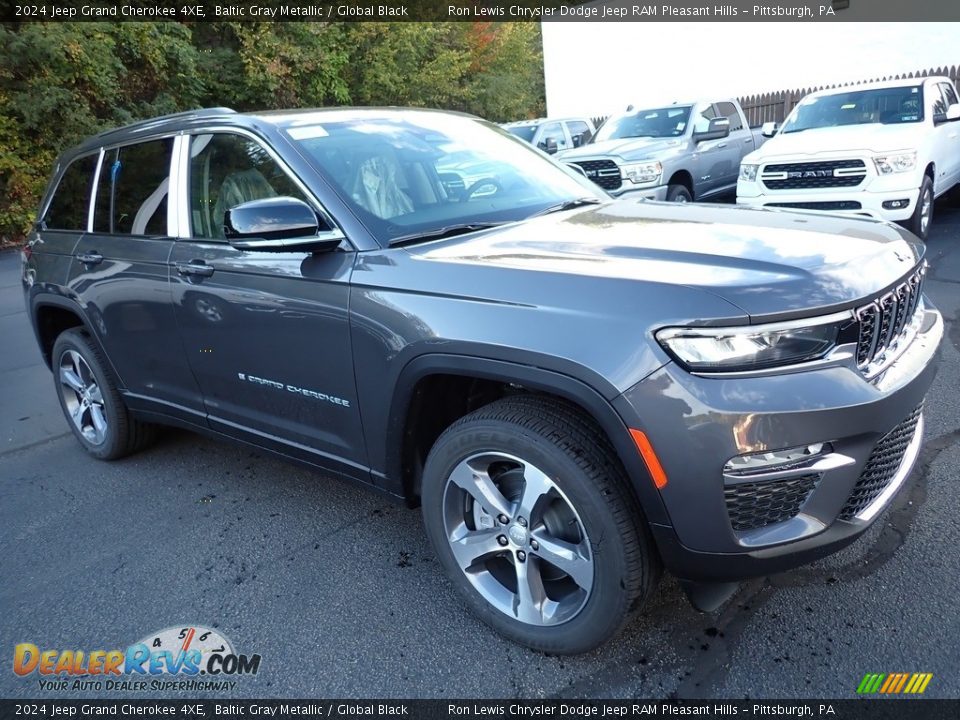 Front 3/4 View of 2024 Jeep Grand Cherokee 4XE Photo #8