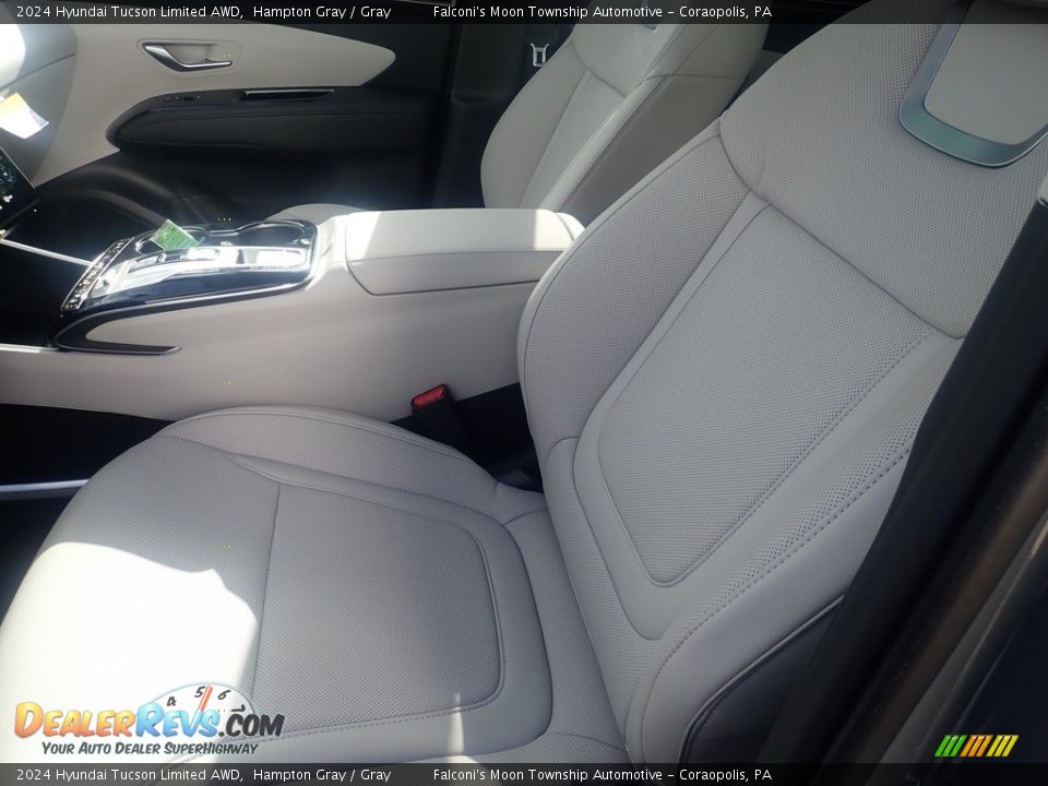 Front Seat of 2024 Hyundai Tucson Limited AWD Photo #11