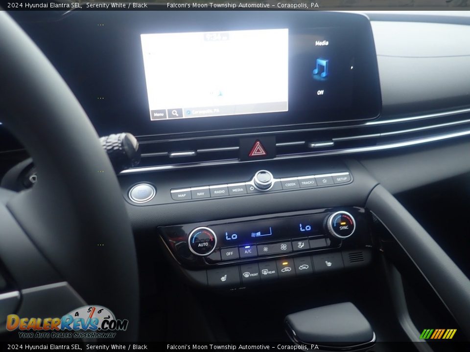 Controls of 2024 Hyundai Elantra SEL Photo #17