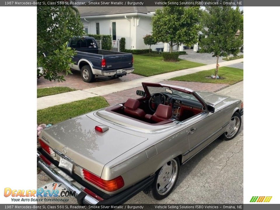 Smoke Silver Metallic 1987 Mercedes-Benz SL Class 560 SL Roadster Photo #2