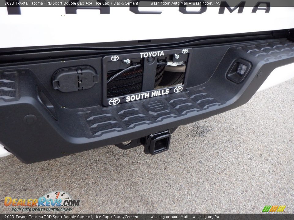 2023 Toyota Tacoma TRD Sport Double Cab 4x4 Ice Cap / Black/Cement Photo #8