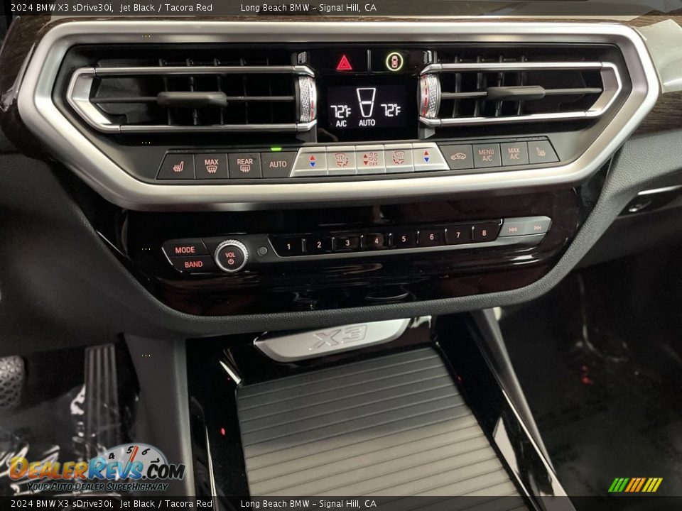 Controls of 2024 BMW X3 sDrive30i Photo #21