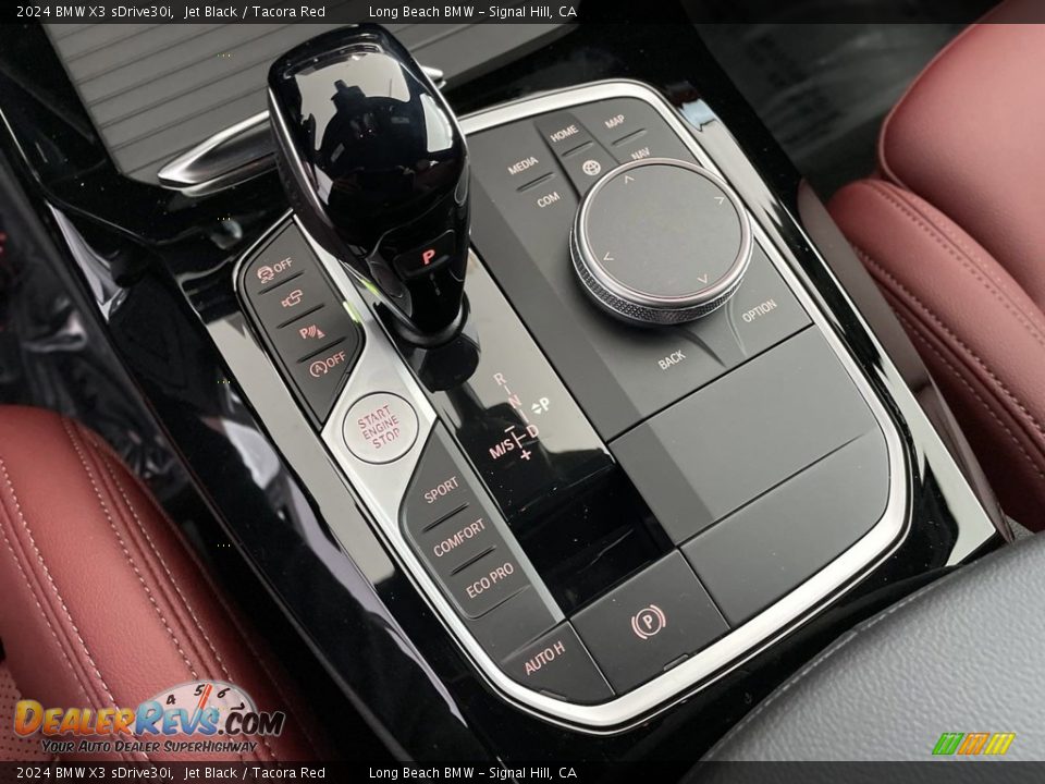 2024 BMW X3 sDrive30i Shifter Photo #22