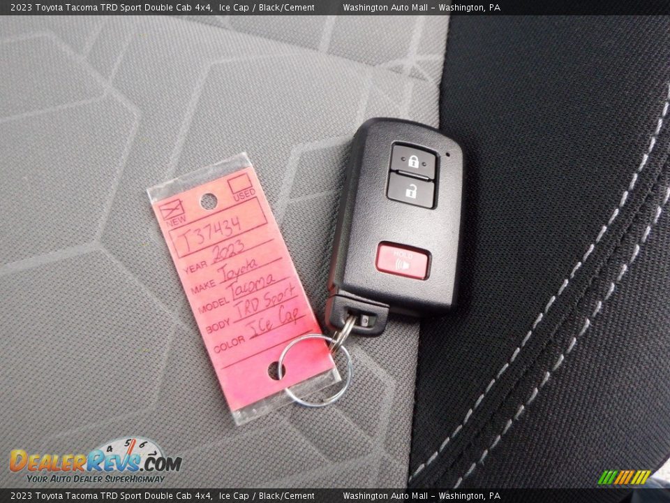 Keys of 2023 Toyota Tacoma TRD Sport Double Cab 4x4 Photo #32