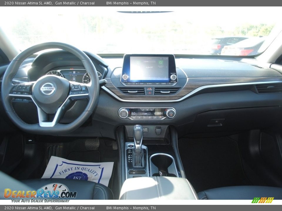 Dashboard of 2020 Nissan Altima SL AWD Photo #9