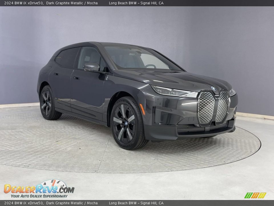 Front 3/4 View of 2024 BMW iX xDrive50 Photo #26