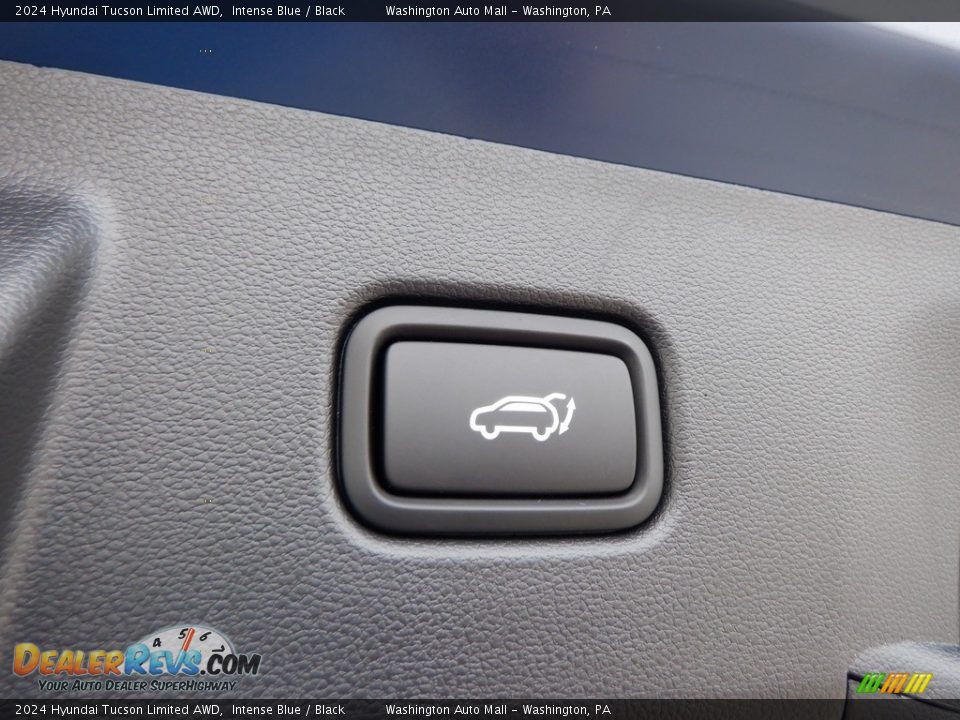 Controls of 2024 Hyundai Tucson Limited AWD Photo #32