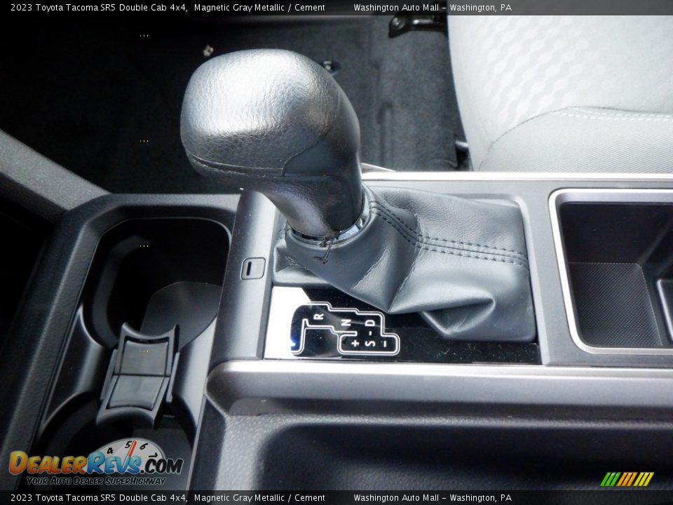 2023 Toyota Tacoma SR5 Double Cab 4x4 Shifter Photo #29