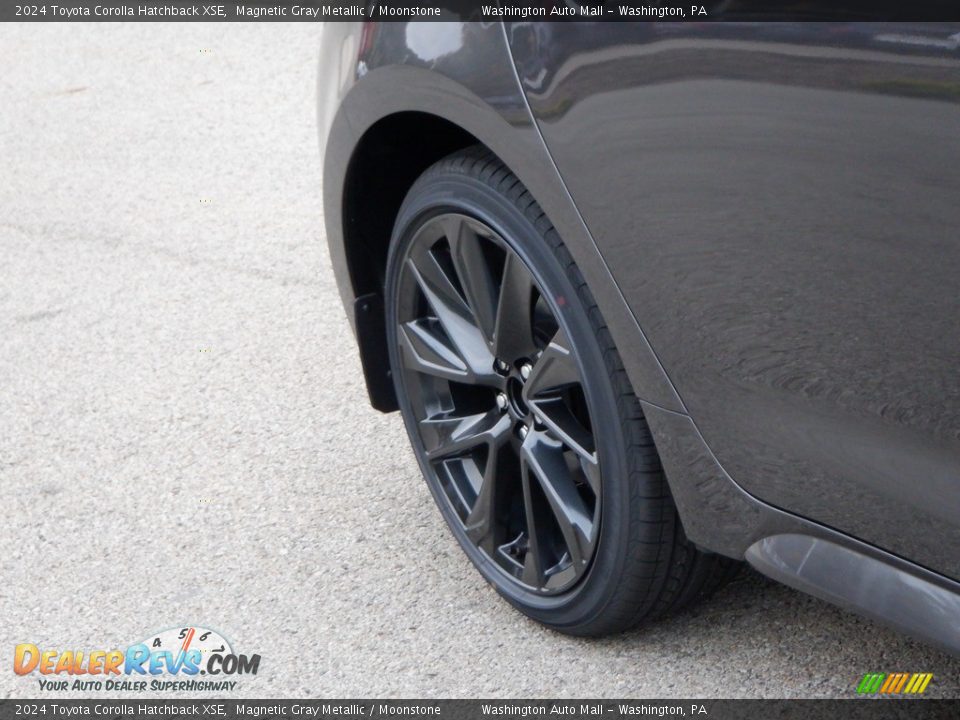 2024 Toyota Corolla Hatchback XSE Magnetic Gray Metallic / Moonstone Photo #3