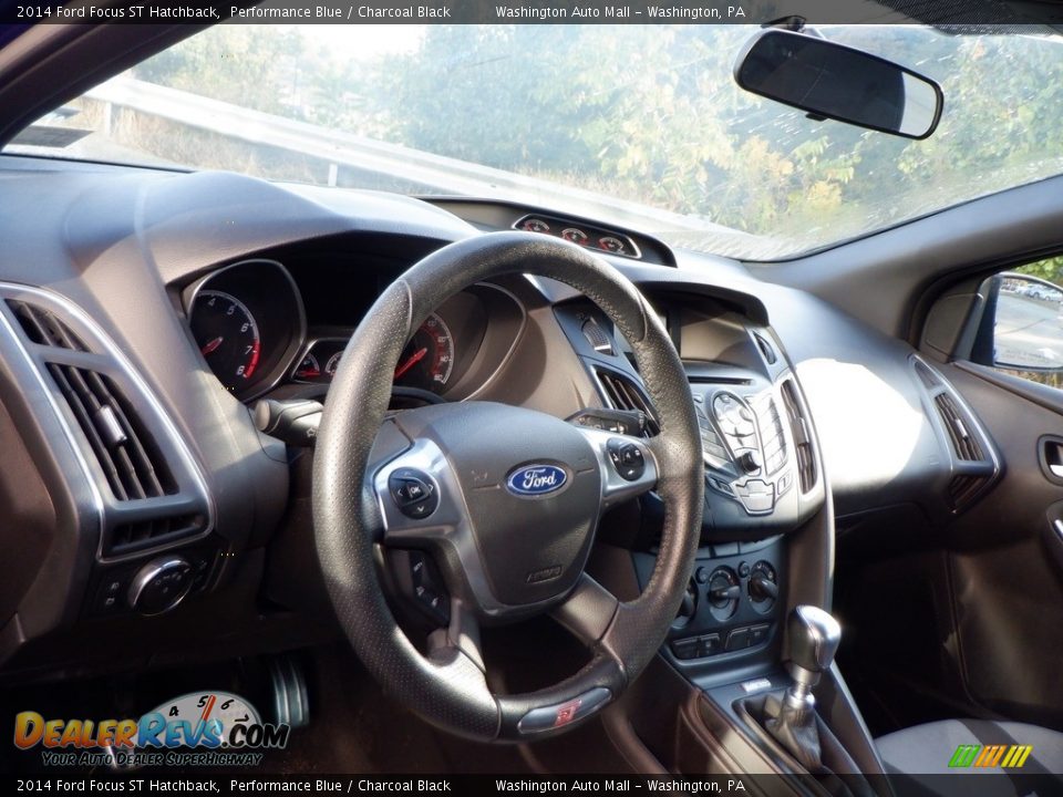 2014 Ford Focus ST Hatchback Performance Blue / Charcoal Black Photo #9