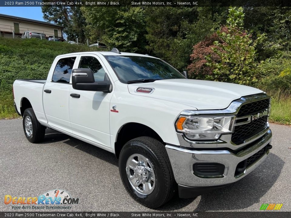 2023 Ram 2500 Tradesman Crew Cab 4x4 Bright White / Black Photo #4