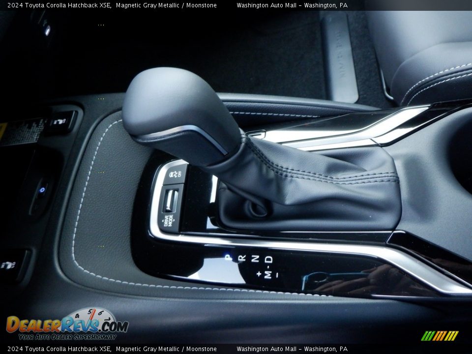 2024 Toyota Corolla Hatchback XSE Shifter Photo #14