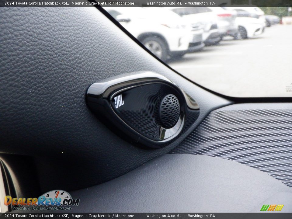2024 Toyota Corolla Hatchback XSE Magnetic Gray Metallic / Moonstone Photo #25