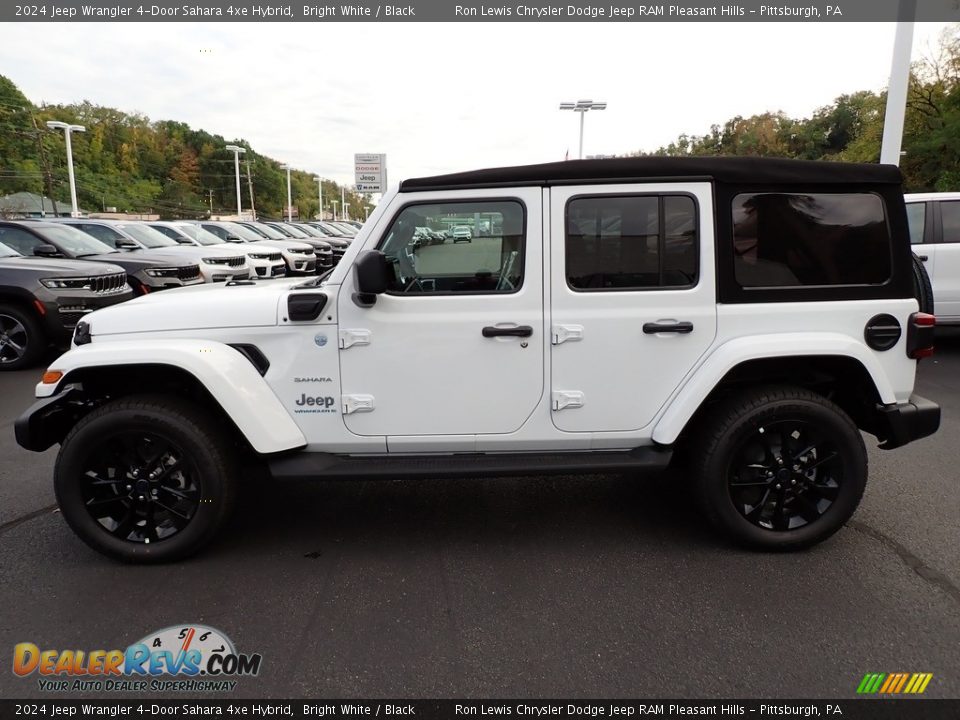 2024 Jeep Wrangler 4-Door Sahara 4xe Hybrid Bright White / Black Photo #2