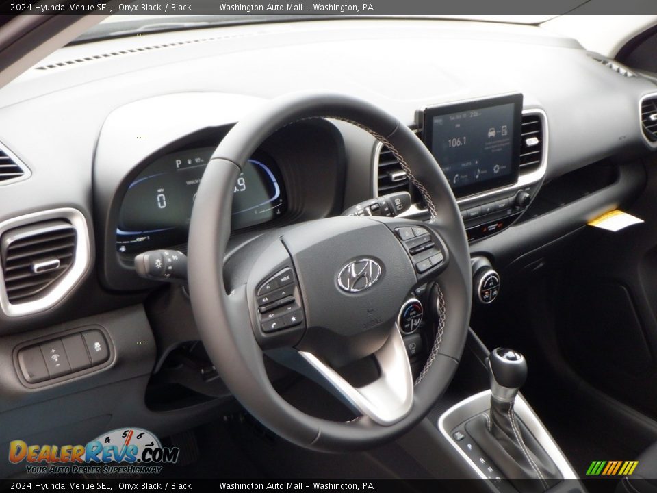 2024 Hyundai Venue SEL Onyx Black / Black Photo #8