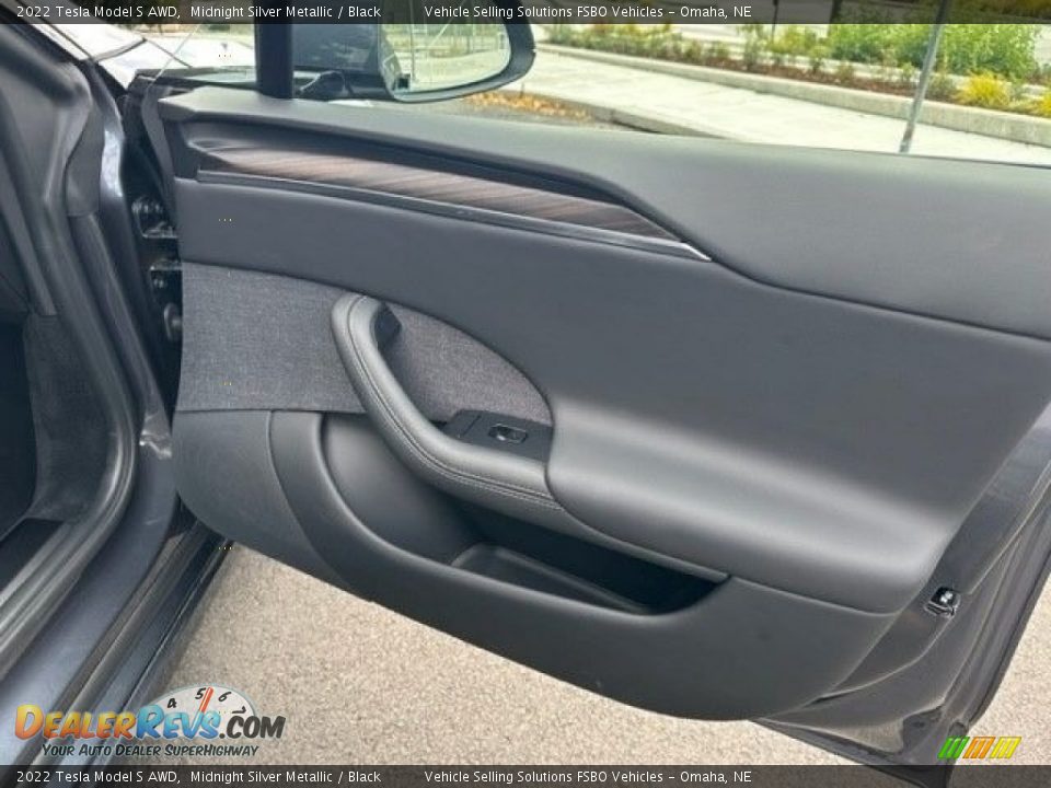 Door Panel of 2022 Tesla Model S AWD Photo #6