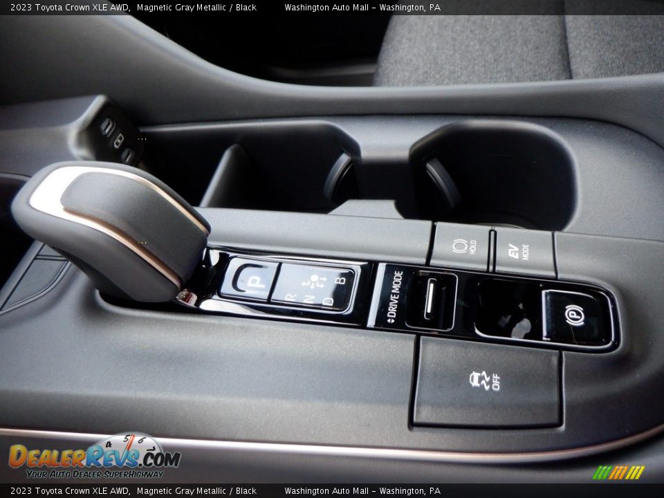 2023 Toyota Crown XLE AWD Shifter Photo #13