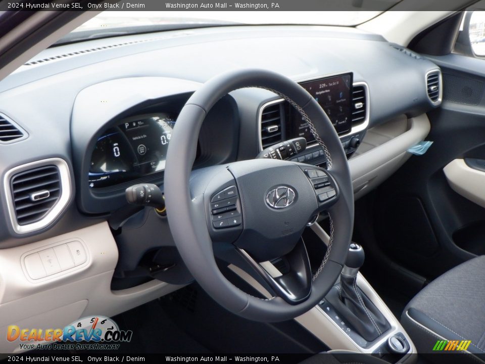 Dashboard of 2024 Hyundai Venue SEL Photo #8