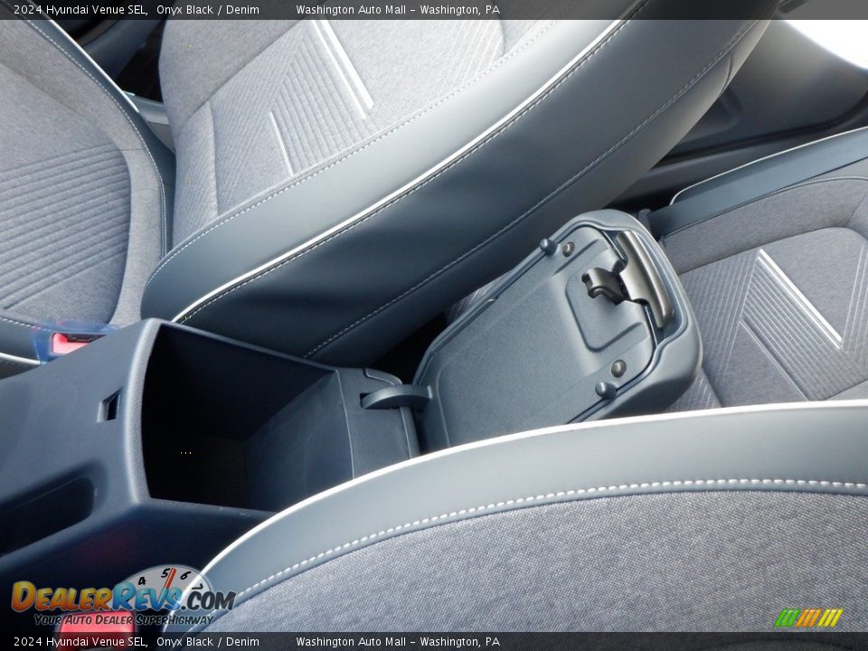 2024 Hyundai Venue SEL Onyx Black / Denim Photo #15