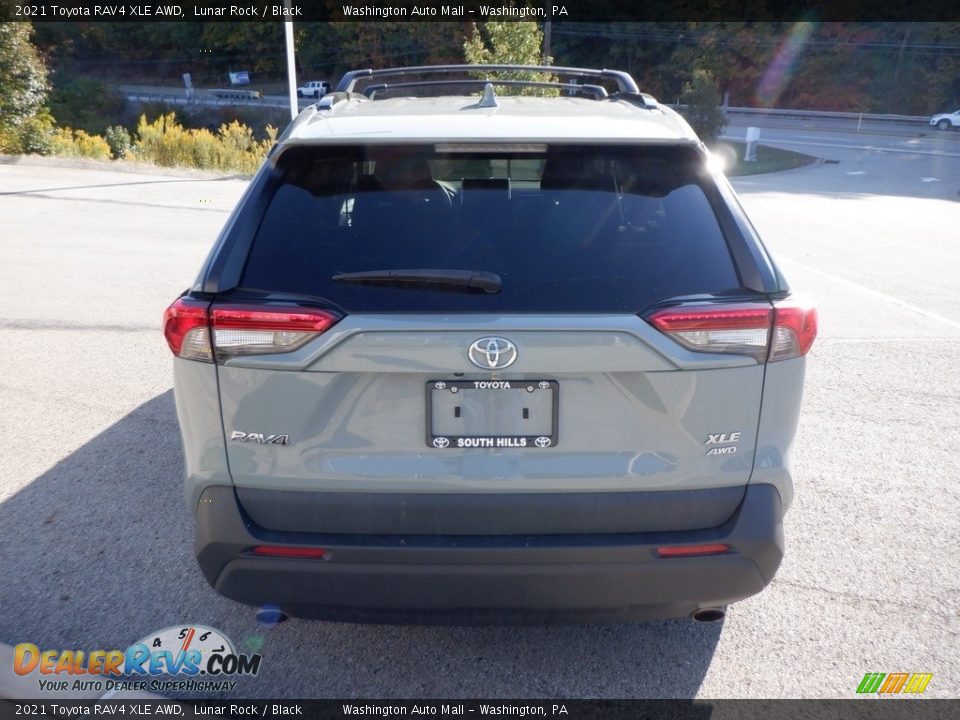 2021 Toyota RAV4 XLE AWD Lunar Rock / Black Photo #9