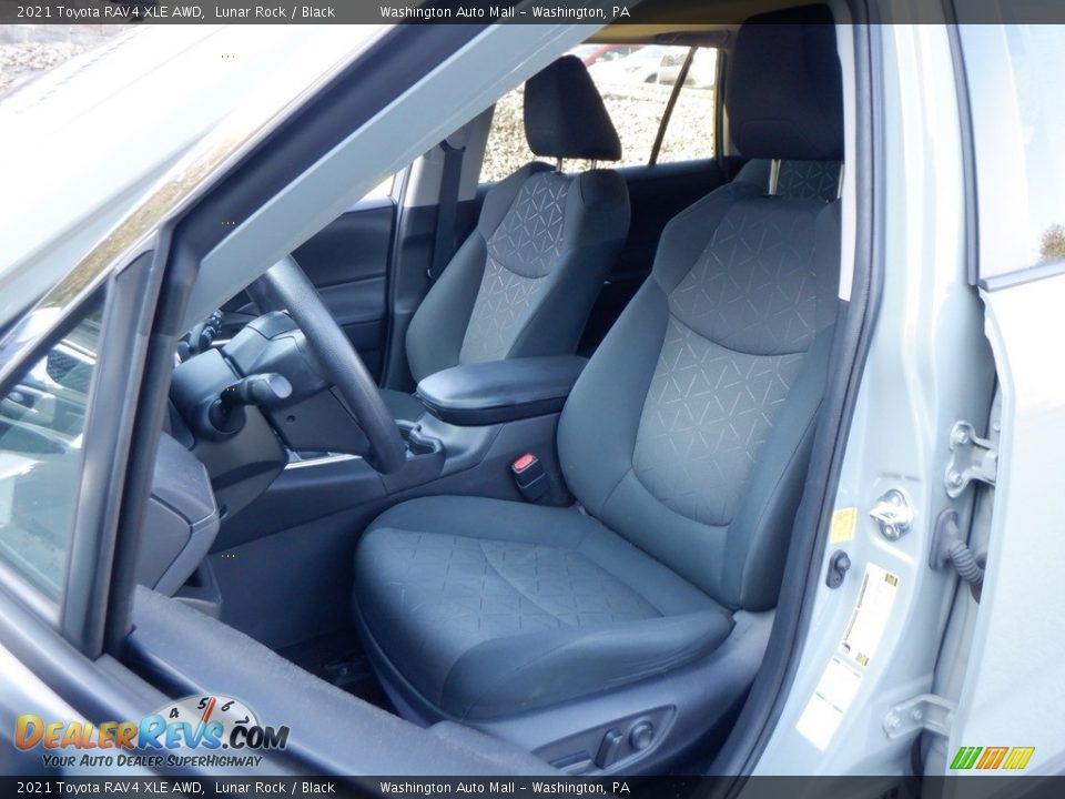 Front Seat of 2021 Toyota RAV4 XLE AWD Photo #15