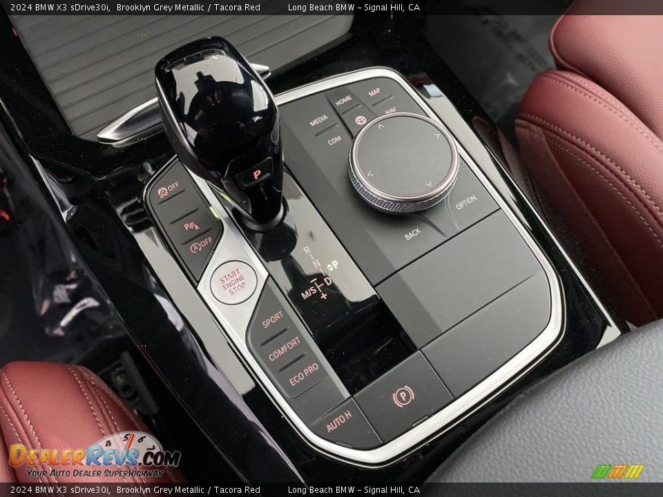 2024 BMW X3 sDrive30i Shifter Photo #22