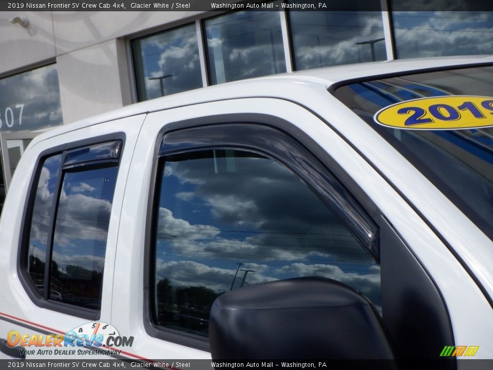 2019 Nissan Frontier SV Crew Cab 4x4 Glacier White / Steel Photo #12