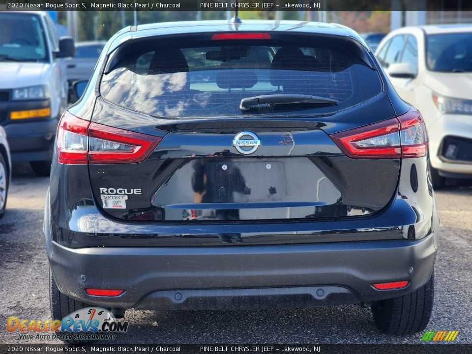 2020 Nissan Rogue Sport S Magnetic Black Pearl / Charcoal Photo #4