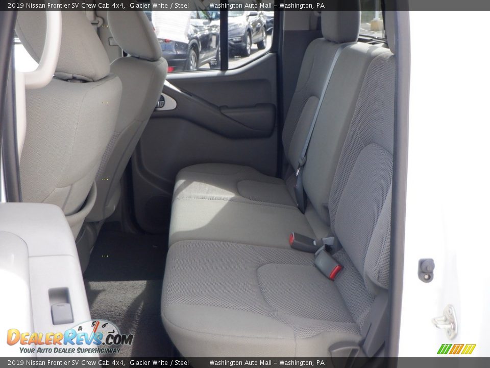 Rear Seat of 2019 Nissan Frontier SV Crew Cab 4x4 Photo #30