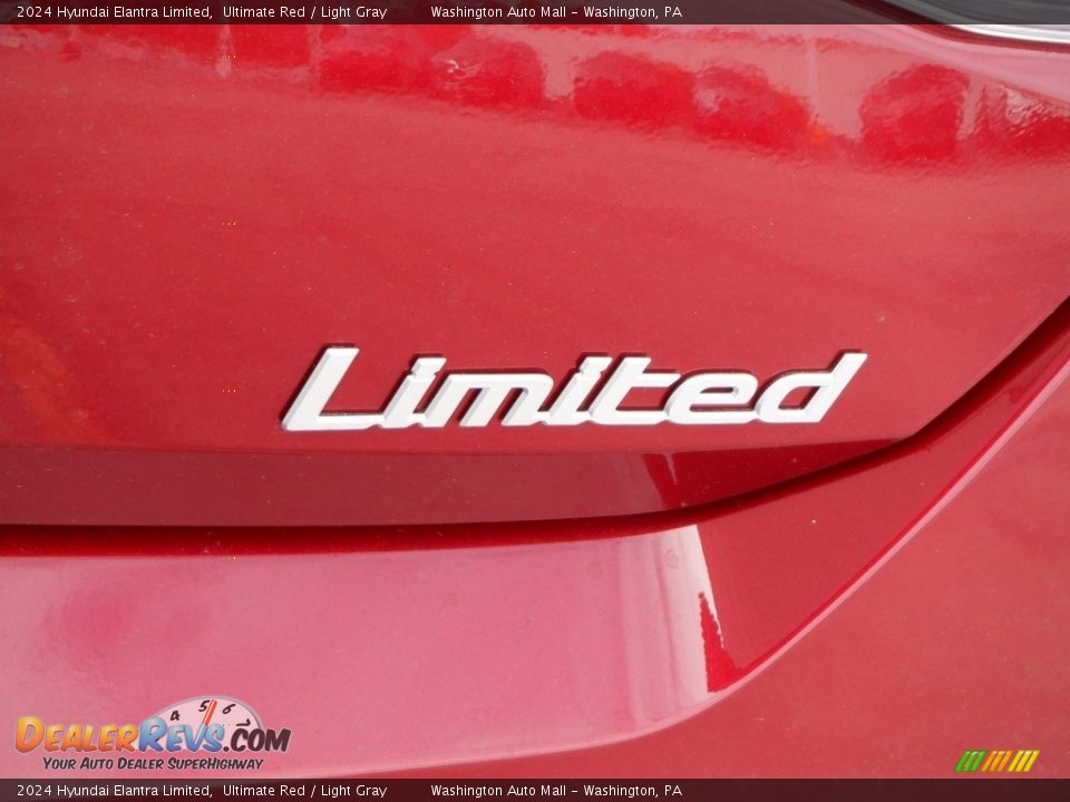 2024 Hyundai Elantra Limited Logo Photo #8