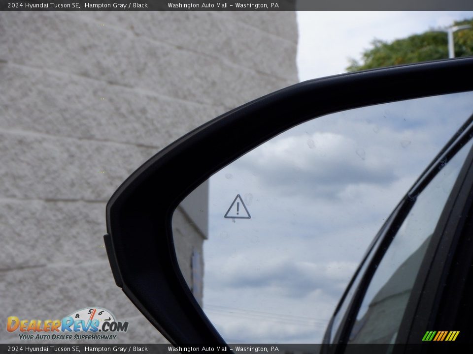 2024 Hyundai Tucson SE Hampton Gray / Black Photo #17