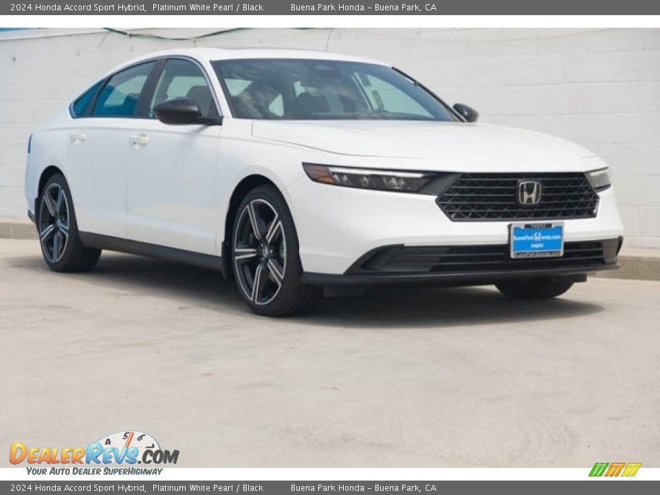 Front 3/4 View of 2024 Honda Accord Sport Hybrid Photo #1