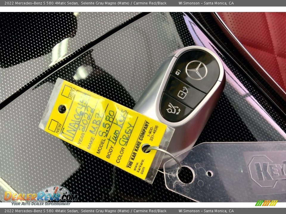 Keys of 2022 Mercedes-Benz S 580 4Matic Sedan Photo #11