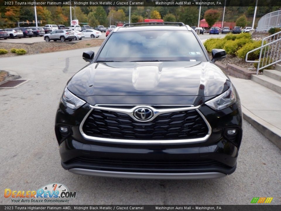 2023 Toyota Highlander Platinum AWD Midnight Black Metallic / Glazed Caramel Photo #5