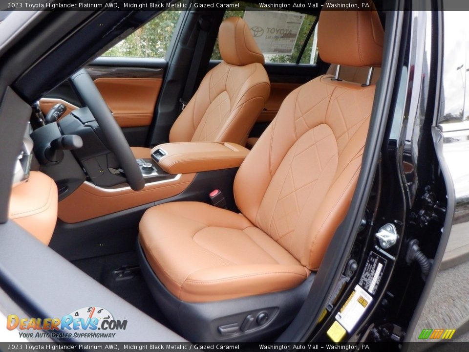 Front Seat of 2023 Toyota Highlander Platinum AWD Photo #14
