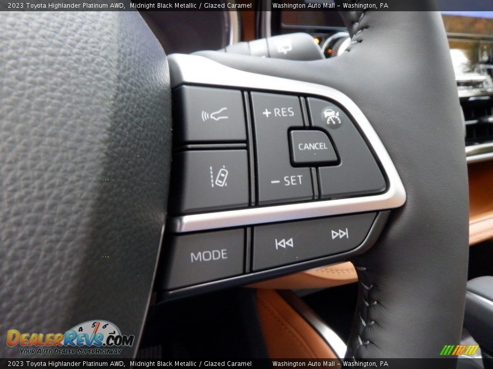 2023 Toyota Highlander Platinum AWD Steering Wheel Photo #26