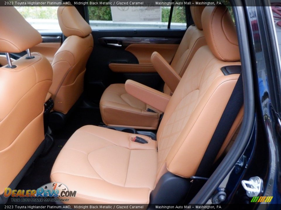 Rear Seat of 2023 Toyota Highlander Platinum AWD Photo #29