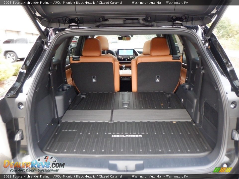 2023 Toyota Highlander Platinum AWD Trunk Photo #33