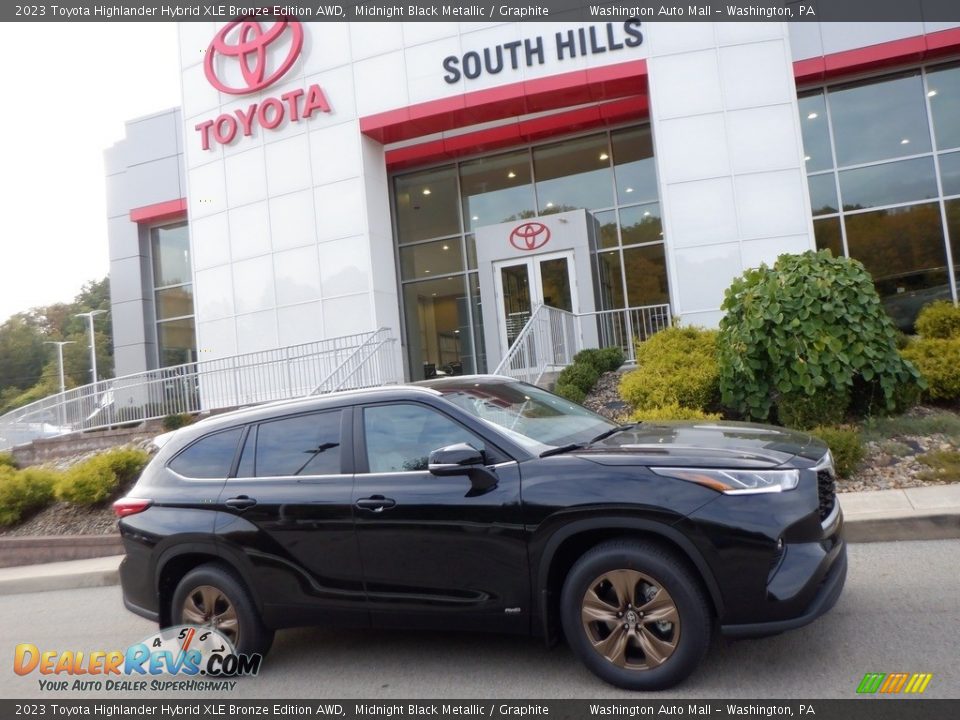 2023 Toyota Highlander Hybrid XLE Bronze Edition AWD Midnight Black Metallic / Graphite Photo #2