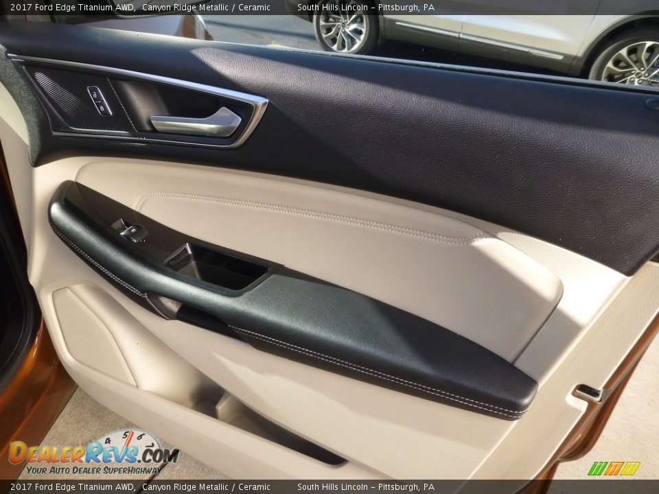 Door Panel of 2017 Ford Edge Titanium AWD Photo #13